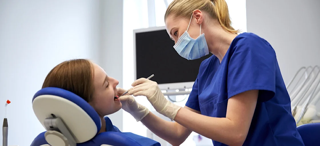 Проблемы с зубами и методы профилактики с Акватор