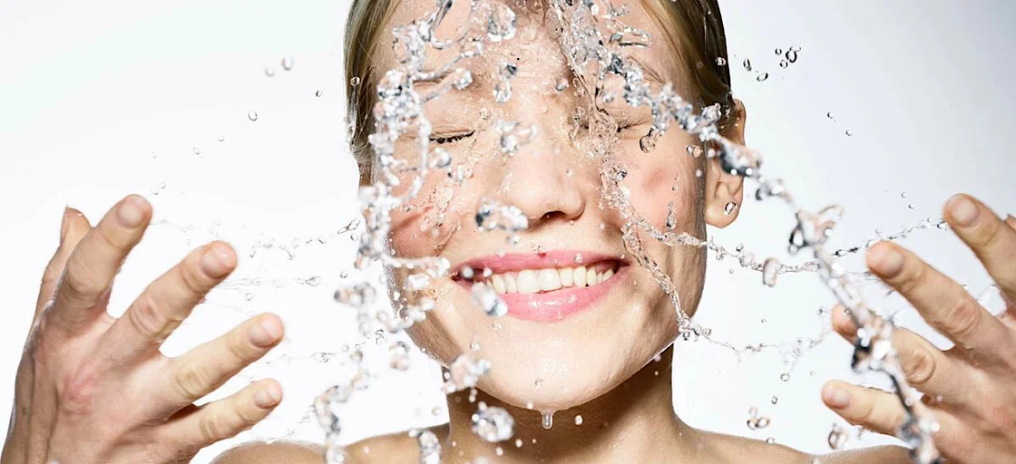 Секреты красоты. Как вода влияет на здоровье волос и кожи