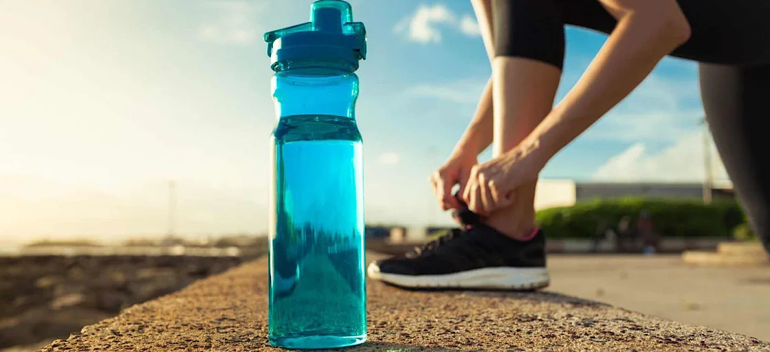 Какую воду советуют употреблять спортсмены: обычную или ионизированную - Акватор